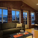 בקתה Cosy Ski-in Ski-out Mountain With Sauna טריסיל