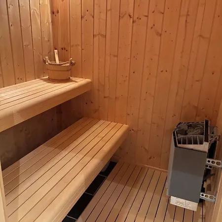 Cosy Ski-in Ski-out Mountain With Sauna *