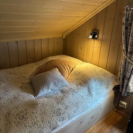 Cosy Ski-in Ski-out Mountain With Sauna Шале *